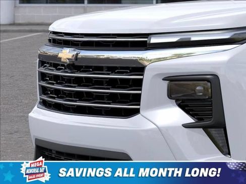 New 2026 Chevrolet Traverse LT w/ Driver Confidence Package FWD image 13