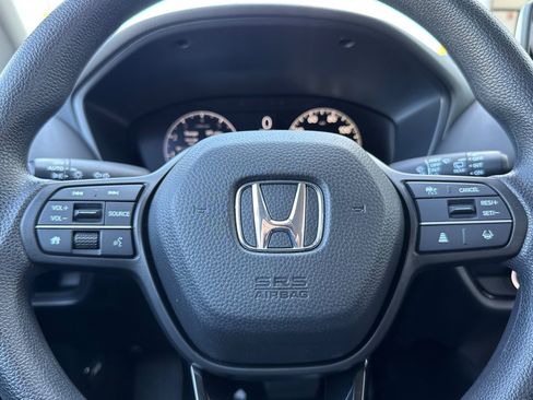 Certified 2025 Honda HR-V LX image 11