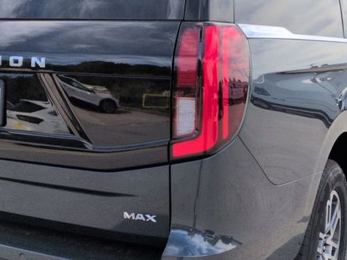 New 2025 Ford Expedition Max Active image 12