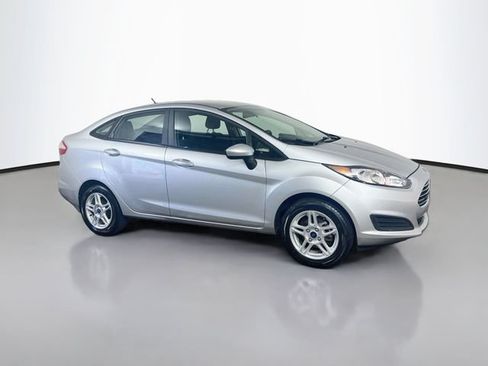 Used 2019 Ford Fiesta SE FWD image 22