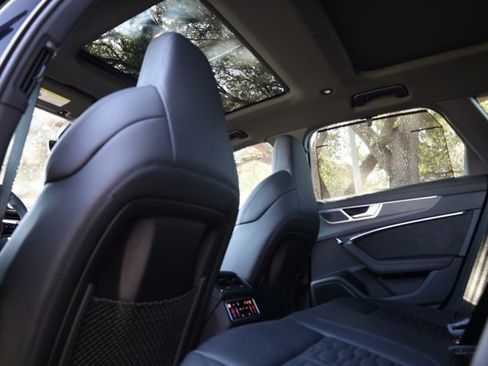 New 2026 Audi RS 6 performance image 21