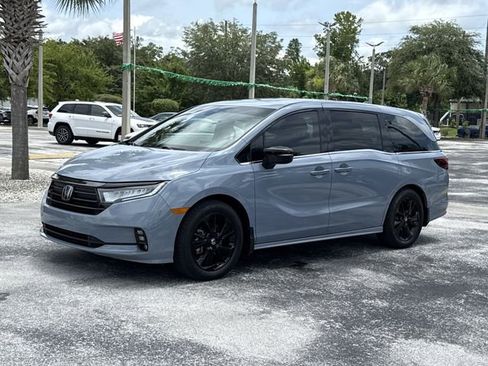 Used 2023 Honda Odyssey Sport image 12