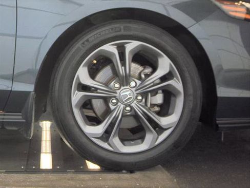 Used 2024 Honda Accord EX image 24