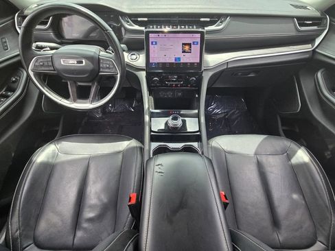 Used 2022 Jeep Grand Cherokee L Limited RWD image 16