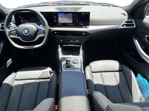 Used 2025 BMW 330i xDrive Sedan AWD/4WD image 9