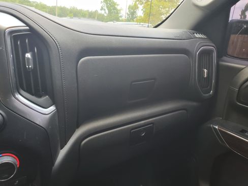 Used 2021 Chevrolet Silverado 1500 LT AWD/4WD image 25