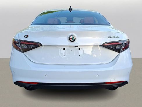 Used 2024 Alfa Romeo Giulia Sprint AWD/4WD image 4
