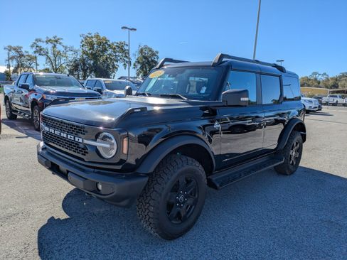 New 2025 Ford Bronco Outer Banks AWD/4WD image 8