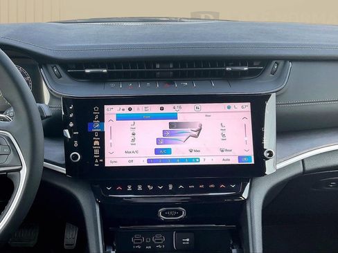 New 2026 Jeep Grand Cherokee L Limited image 12