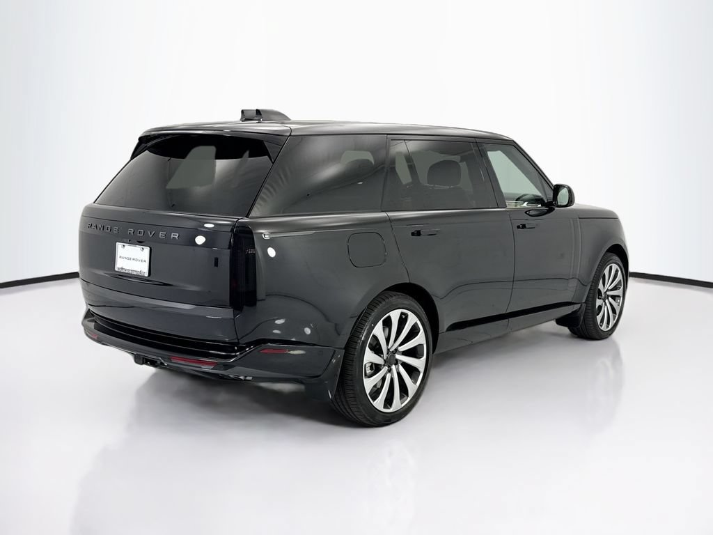 New 2026 Land Rover Range Rover Long Wheelbase SE AWD/4WD image 5