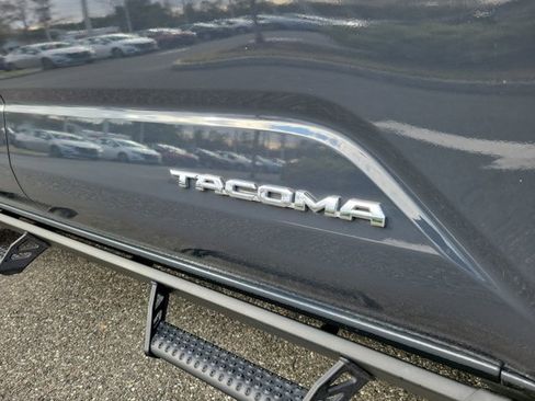 Used 2024 Toyota Tacoma SR5 w/ SR5 Upgrade Package image 9