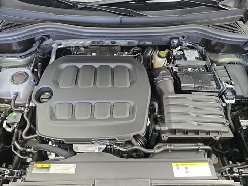 New 2026 Volkswagen Tiguan SE R-Line AWD/4WD image 31