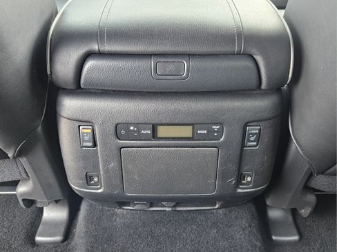 Used 2024 INFINITI QX80 Sensory AWD/4WD image 11