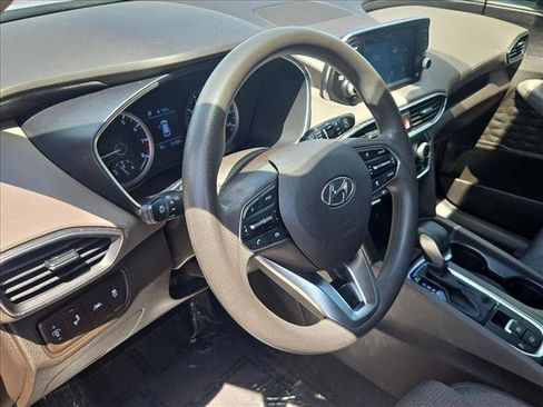 Used 2019 Hyundai Santa Fe SE FWD image 10