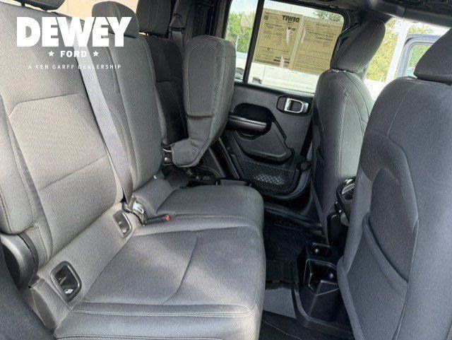 Used 2020 Jeep Gladiator Sport w/ Quick Order Package 24S AWD/4WD image 28