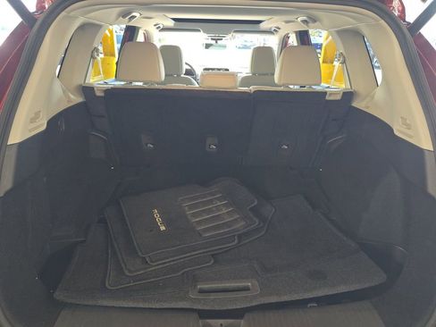 Used 2023 Nissan Rogue SL w/ SL Premium Package image 18