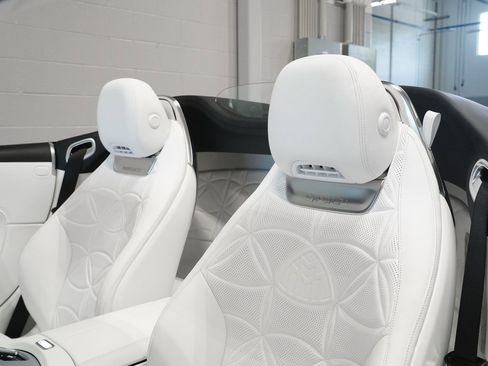 Certified 2026 Mercedes-Benz Maybach SL 680 image 15