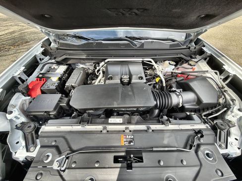 New 2025 GMC Canyon Elevation w/ Convenience Package image 28