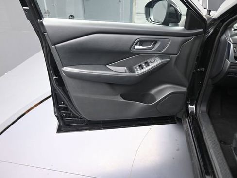 Used 2024 Nissan Rogue SV AWD/4WD image 70