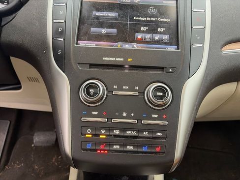 Used 2015 Lincoln MKC Reserve w/ Equipment Group 102A Reserve image 23