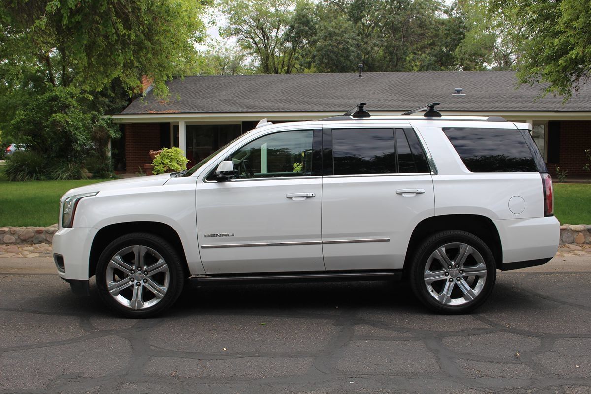 Used 2017 GMC Yukon Denali w/ Open Road Package AWD/4WD image 2