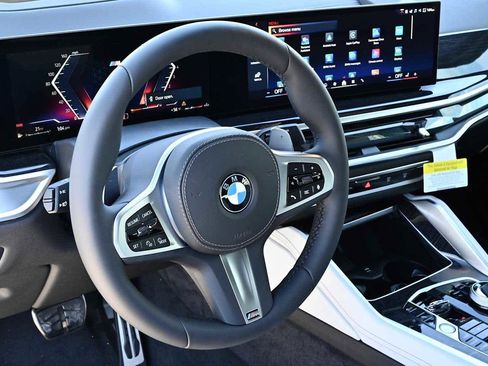 New 2026 BMW X6 xDrive40i w/ Executive Package image 11