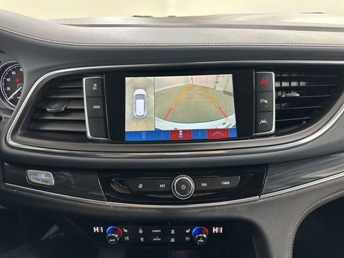 Used 2019 Buick Enclave Premium image 43
