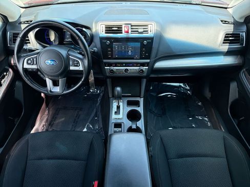 Used 2016 Subaru Outback 2.5i Premium AWD/4WD image 8