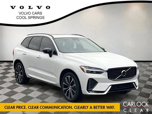 Used 2023 Volvo XC60 B5 Plus image 1