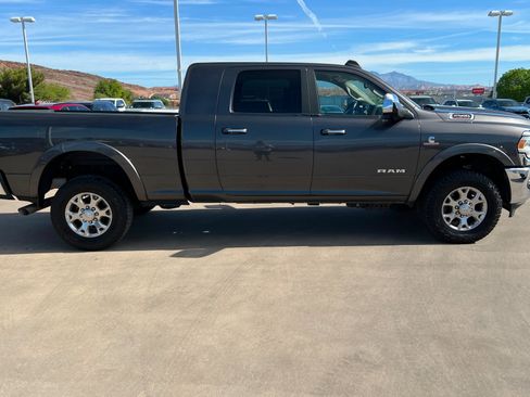 Used 2020 RAM 2500 Laramie AWD/4WD image 6