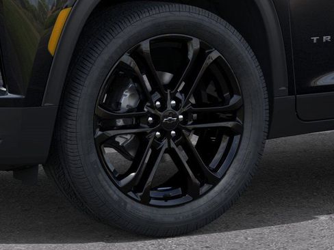 New 2026 Chevrolet Traverse LT w/ Driver Confidence Package image 9