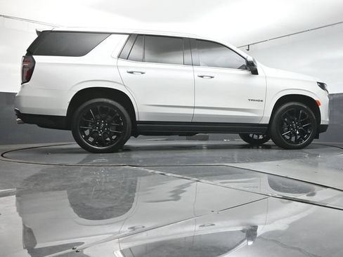 Used 2023 Chevrolet Tahoe Premier w/ Premium Package AWD/4WD image 40