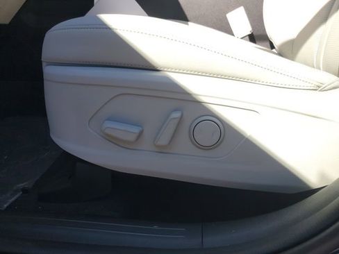 New 2026 Kia Sorento S w/ S Panoramic Sunroof Package image 16