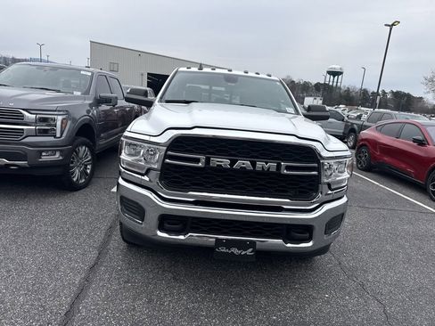 Used 2022 RAM 3500 Tradesman image 5
