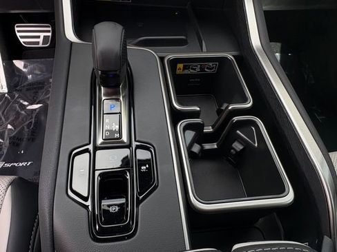 New 2026 Lexus TX 500h AWD image 15