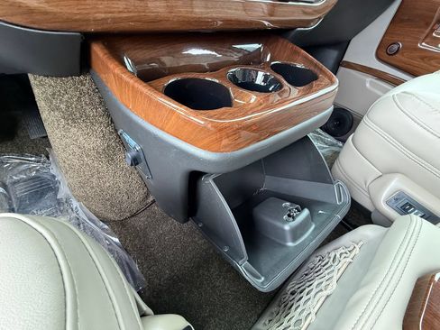 Used 2025 Chevrolet Express 2500 w/ Driver Convenience Package RWD image 46