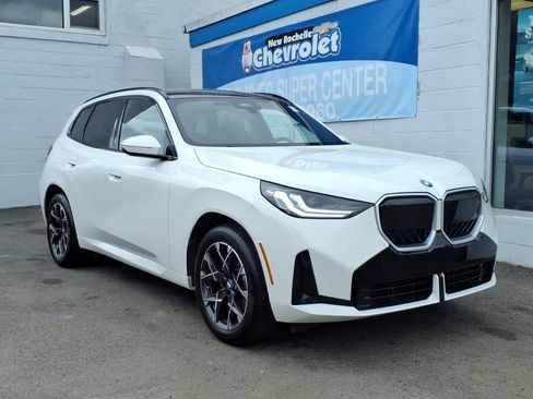 Used 2025 BMW X3 xDrive30i w/ M Sport Package AWD/4WD image 1