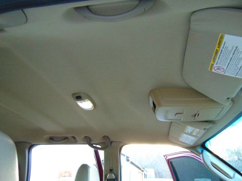 Used 2005 Ford F250 Lariat image 49