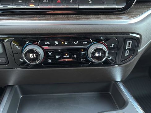 New 2026 Chevrolet Silverado 1500 LT Trail Boss w/ LPO, Dark Essentials Package AWD/4WD image 25
