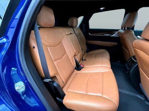 Used 2023 Cadillac XT5 Premium Luxury w/ Technology Package FWD image 20