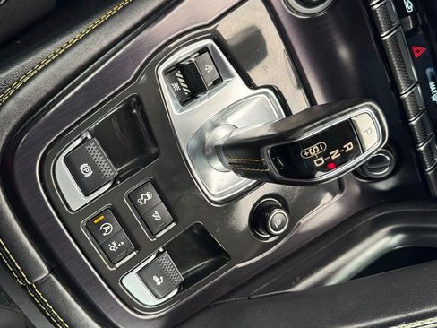 Used 2018 Jaguar F-TYPE 400 Sport RWD image 25