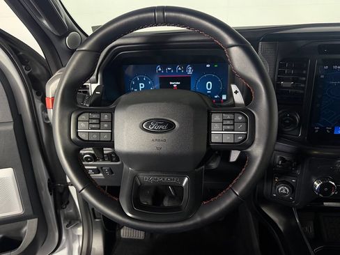 Used 2025 Ford F150 Raptor AWD/4WD image 16