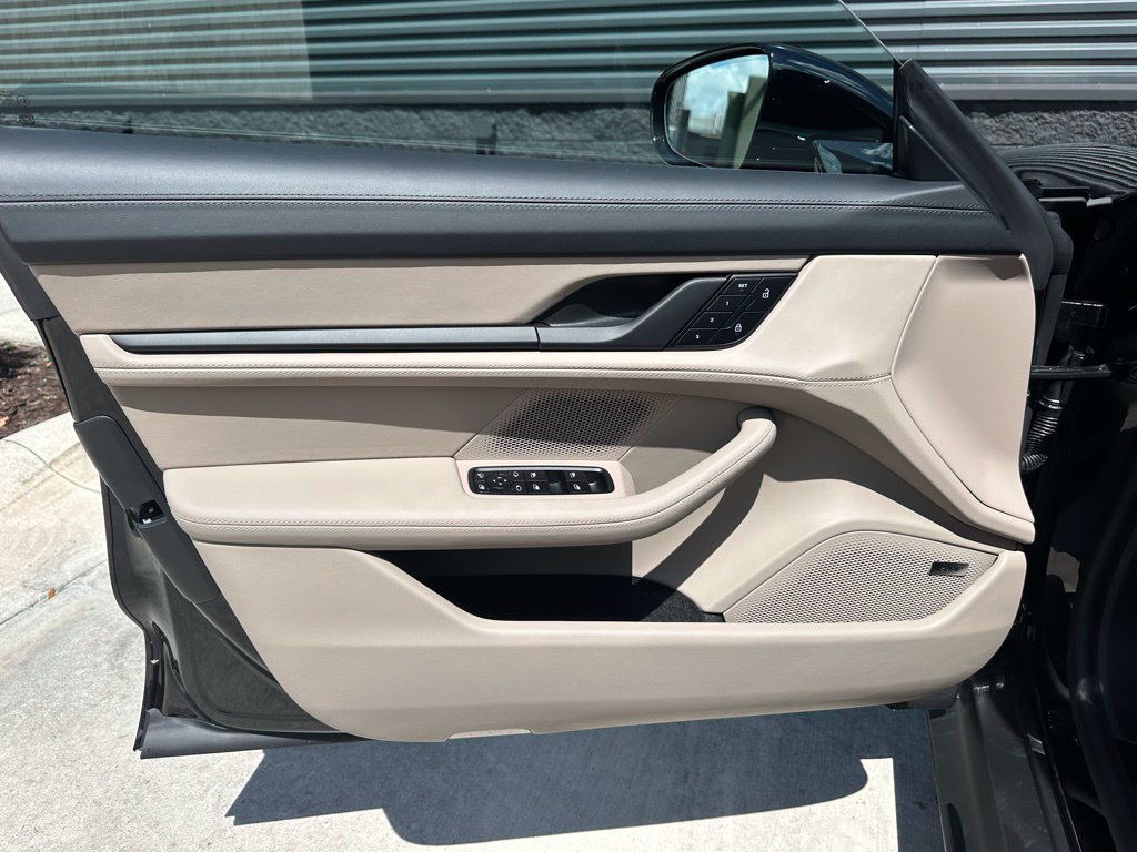 Used 2026 Porsche Taycan AWD/4WD image 19