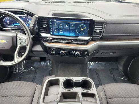 Used 2023 Chevrolet Silverado 1500 LT image 12