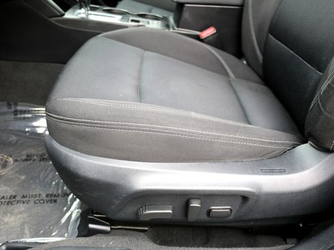 Used 2019 Subaru Legacy 2.5i Premium image 17