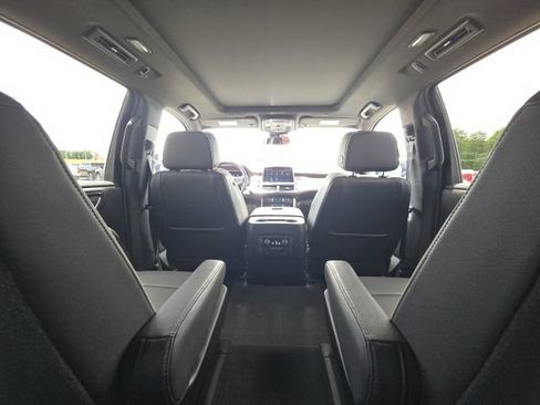 Used 2023 Chevrolet Tahoe Premier RWD image 21