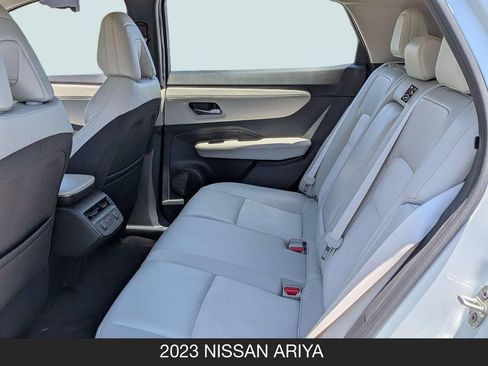 Used 2023 Nissan Ariya FWD image 16