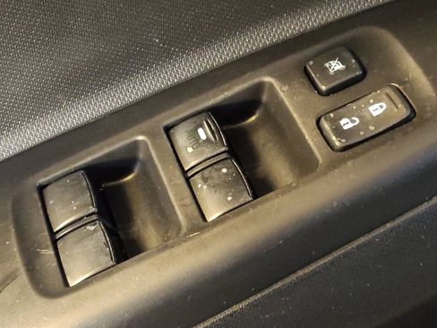 Used 2020 Mitsubishi Mirage ES image 27