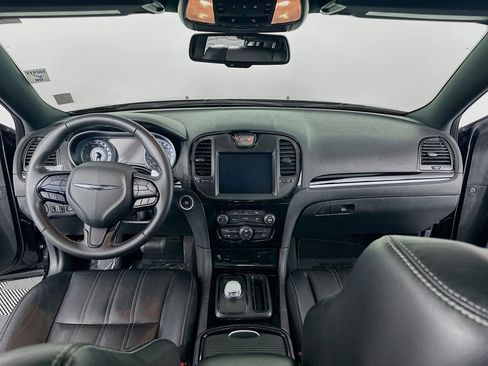 Used 2021 Chrysler 300 S image 36