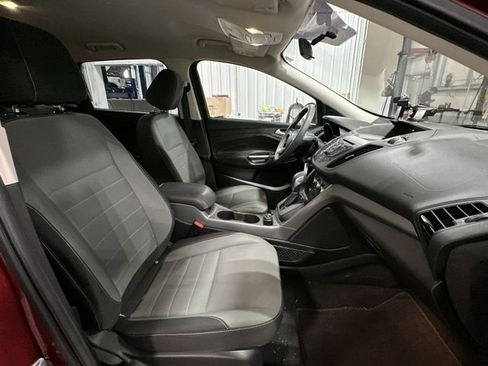 Used 2016 Ford Escape SE FWD image 27